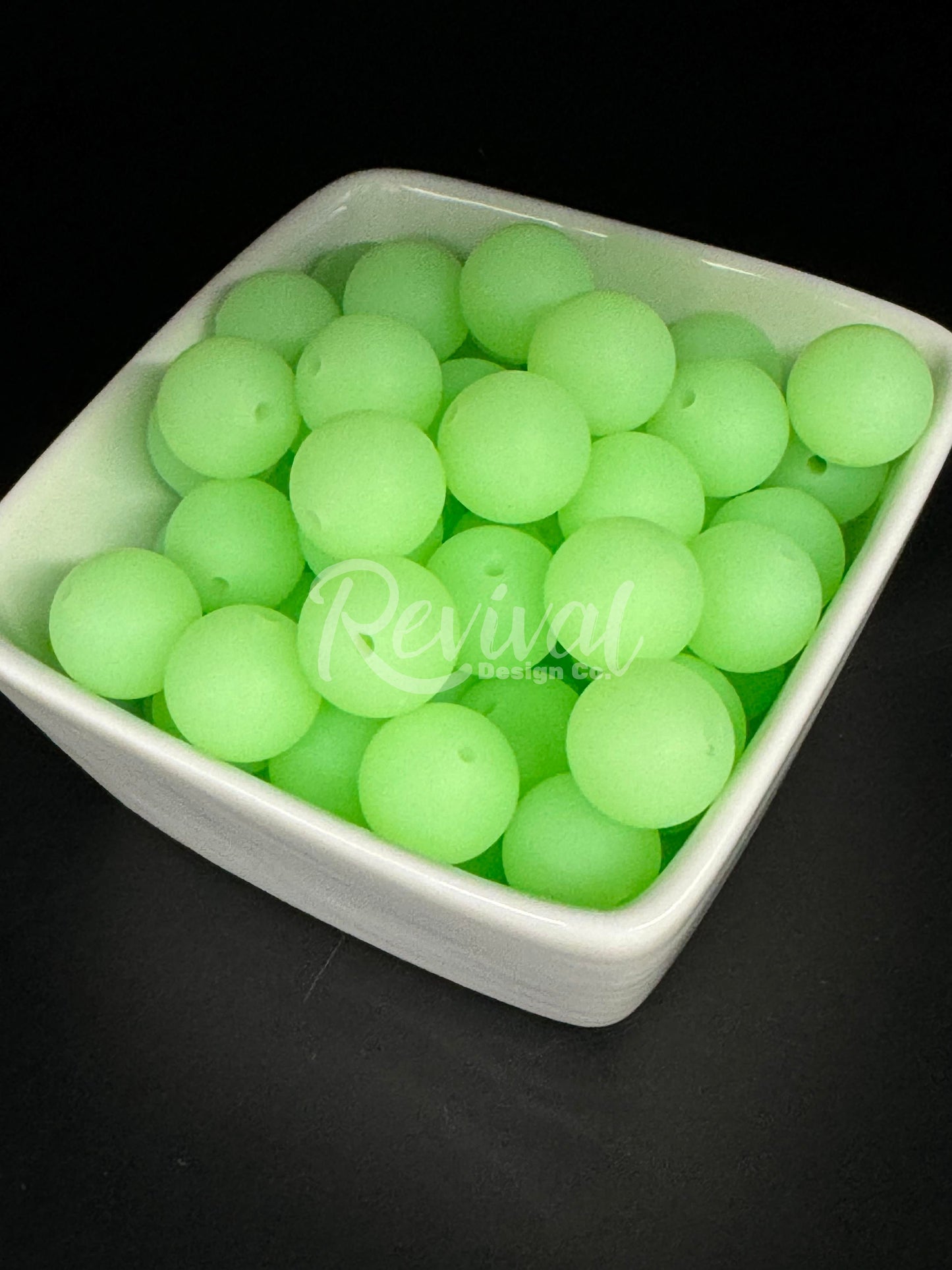 15mm Glow-In-The-Dark Silicone Bead - Green Glow