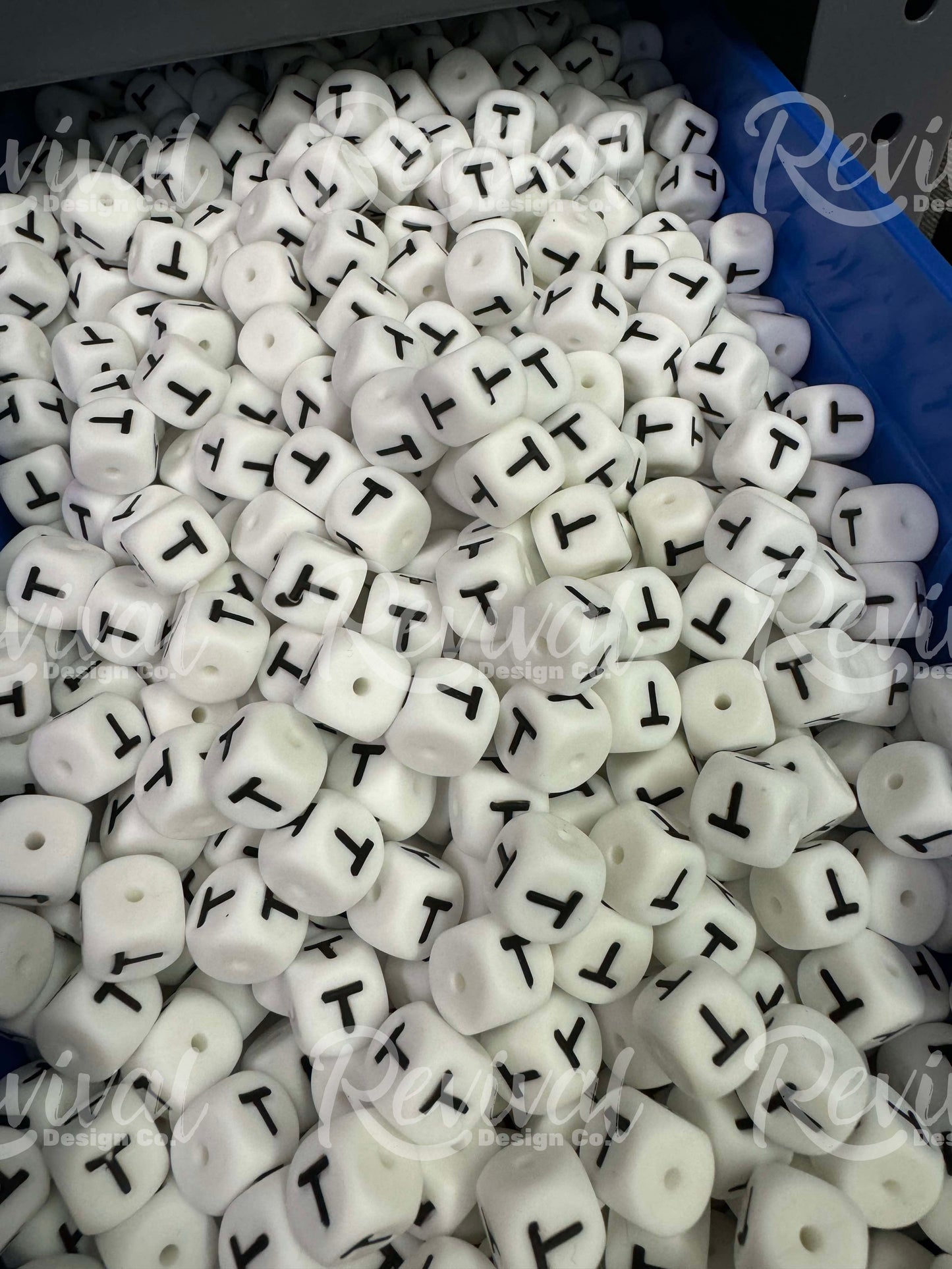 "T" - 12mm Silicone Letter Bead