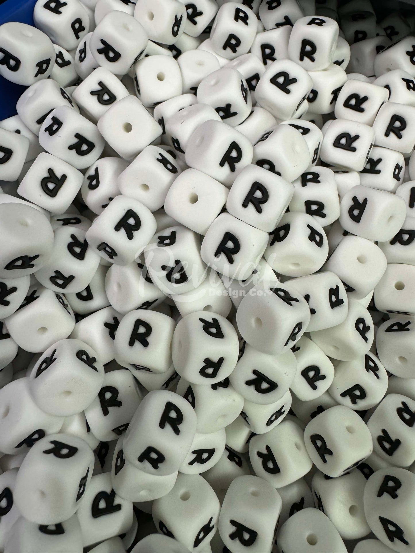 "R" - 12mm Silicone Letter Bead