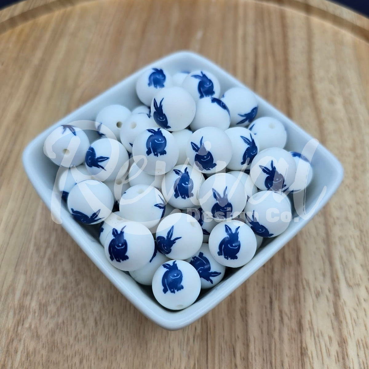 **DISCONTINUING** 15mm Patterned Silicone Bead - Blue Bunny