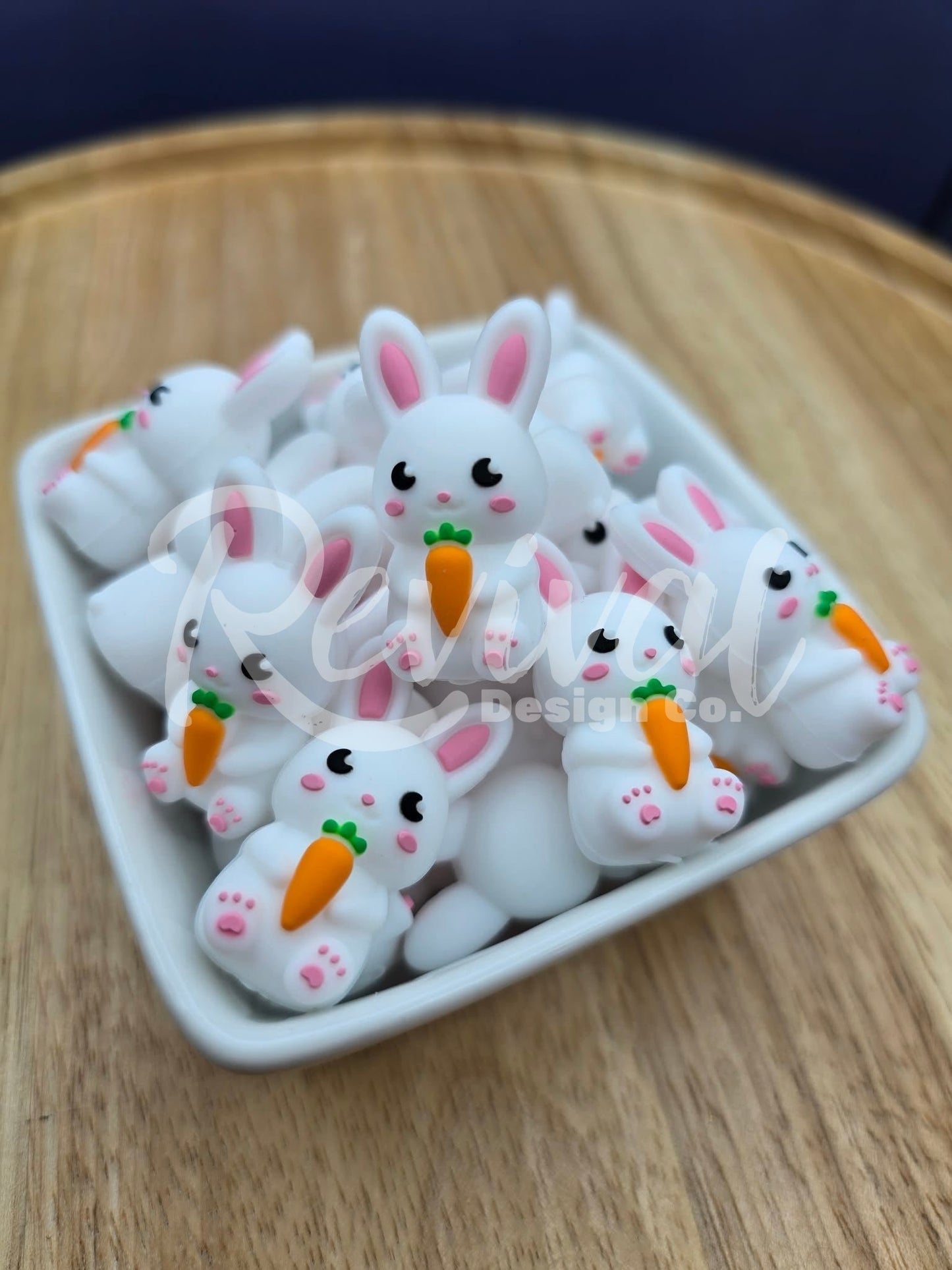 *DISCONTINUING* 3D Bunny with Carrot - Silicone Focal Bead