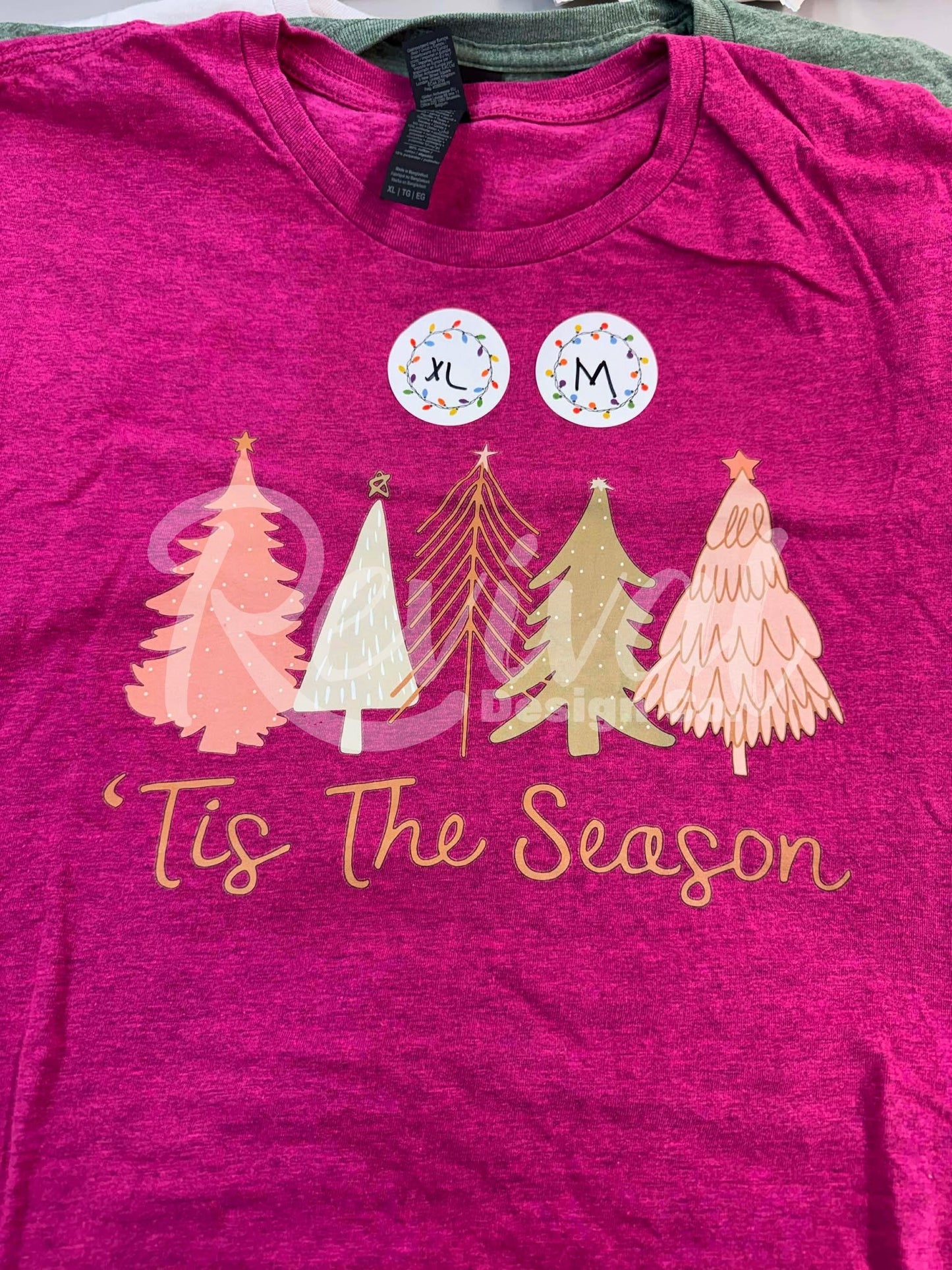 *Gently Worn* 'Tis The Season Xmas Shirt (XL)