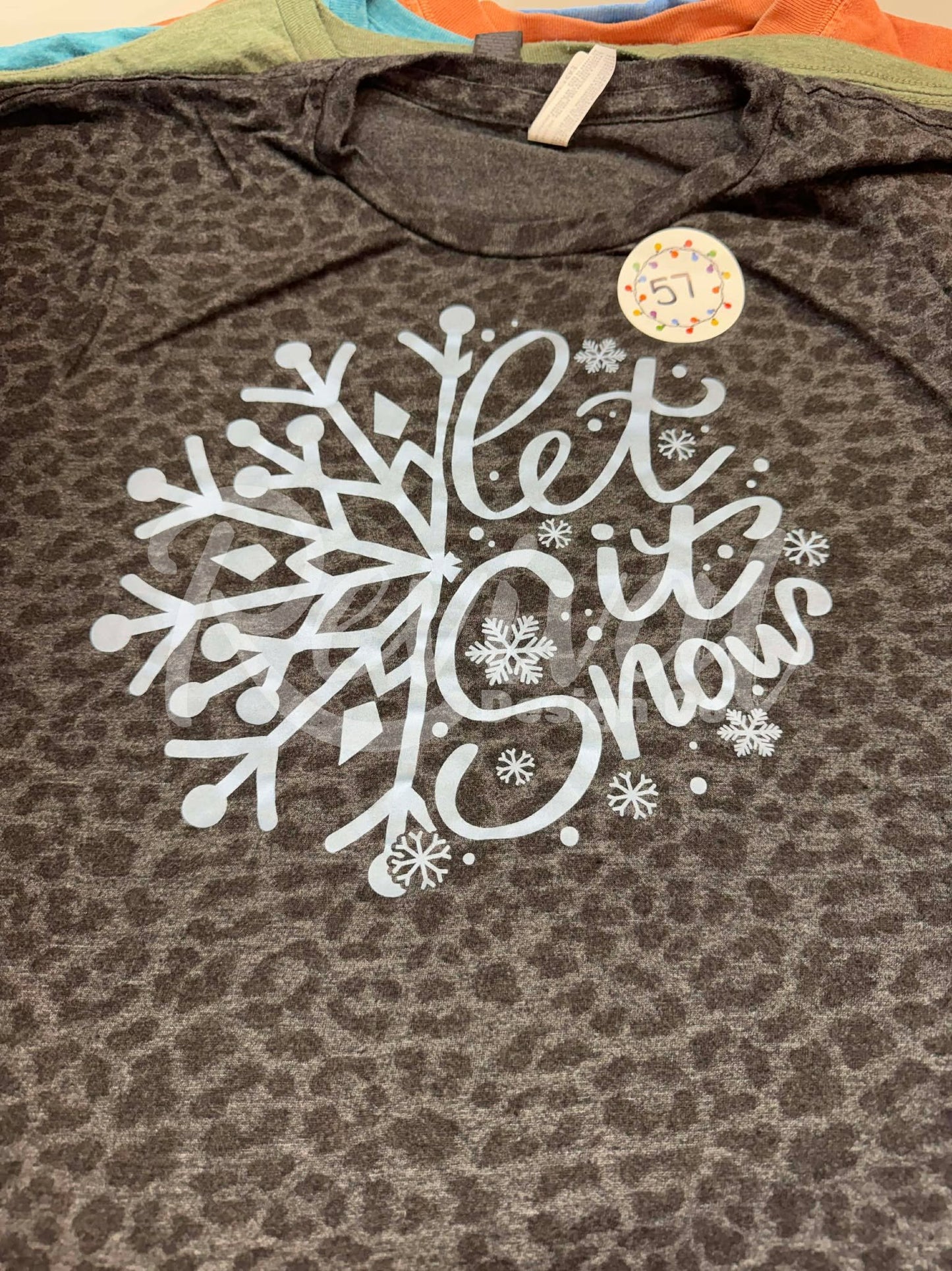 *Gently Worn* Let It Snow Shirt (2XL)
