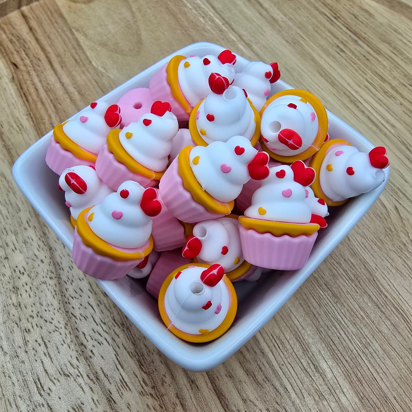 3D Cupcake - Silicone Focal Bead