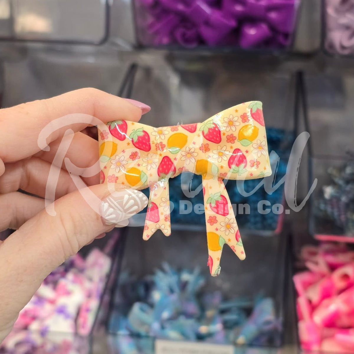 Main Squeeze - Silicone Bow Focal/Straw Topper