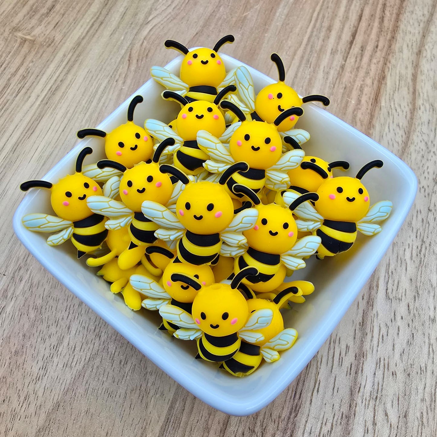 Buzzy-Bee - Silicone Focal Bead