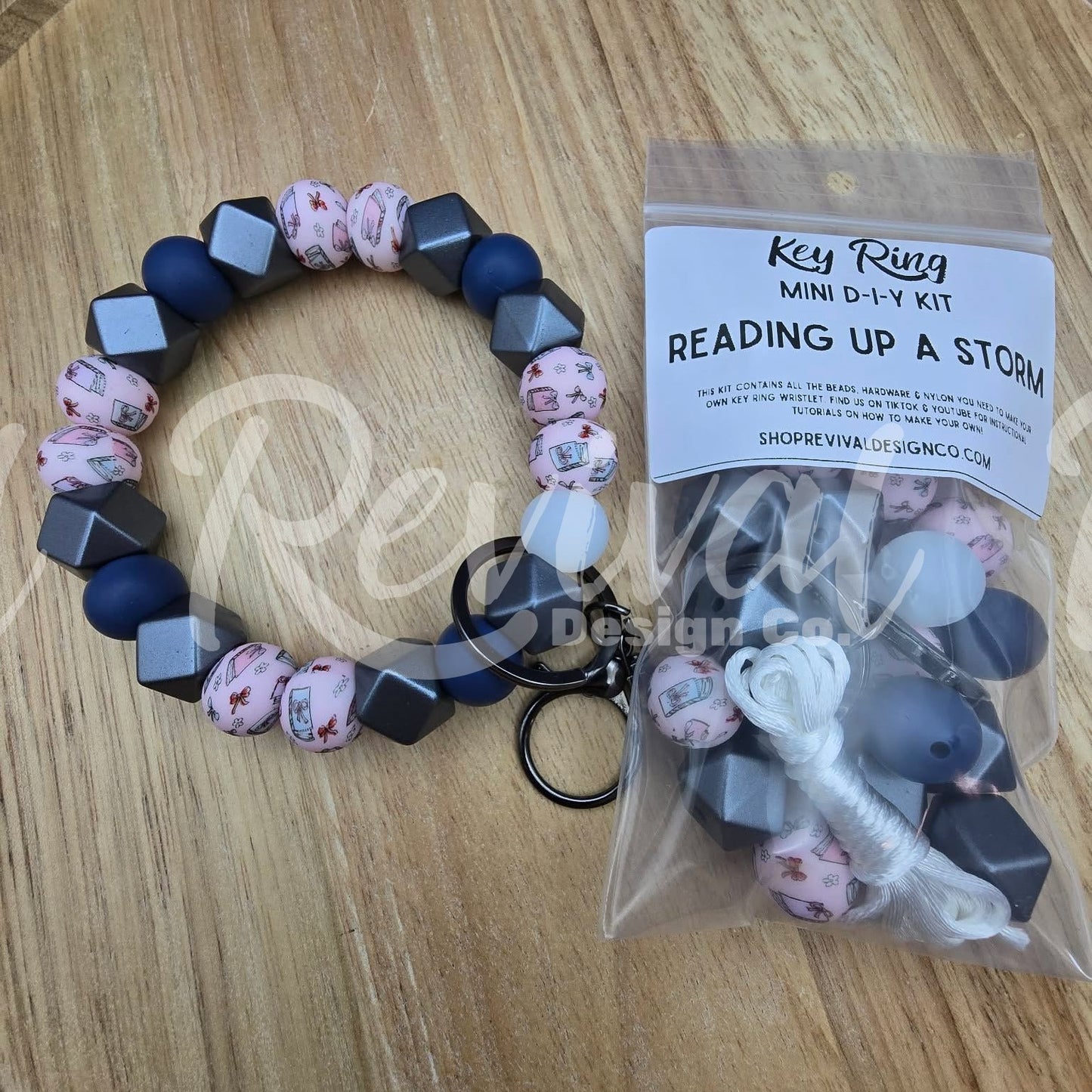 Mini DIY Wristlet Kit - Reading Up A Storm