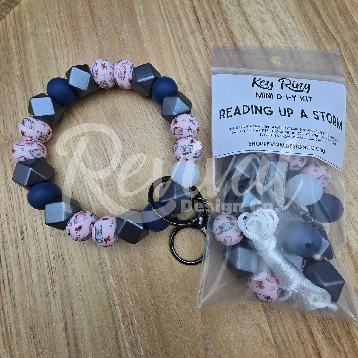 Mini DIY Wristlet Kit - Reading Up A Storm