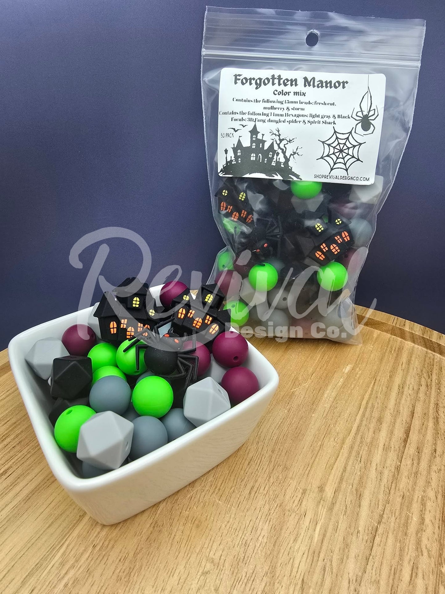 Forgotten Manor Color Mix - Focal & 15mm Silicone Beads - 50 Pack