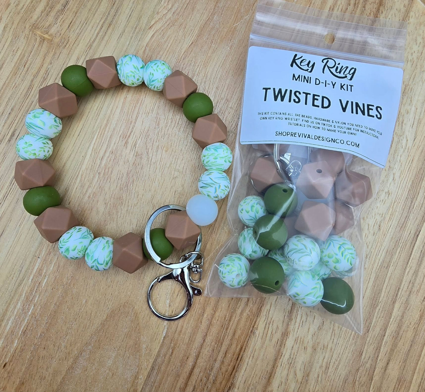 Mini DIY Wristlet Kit - Twisted Vines