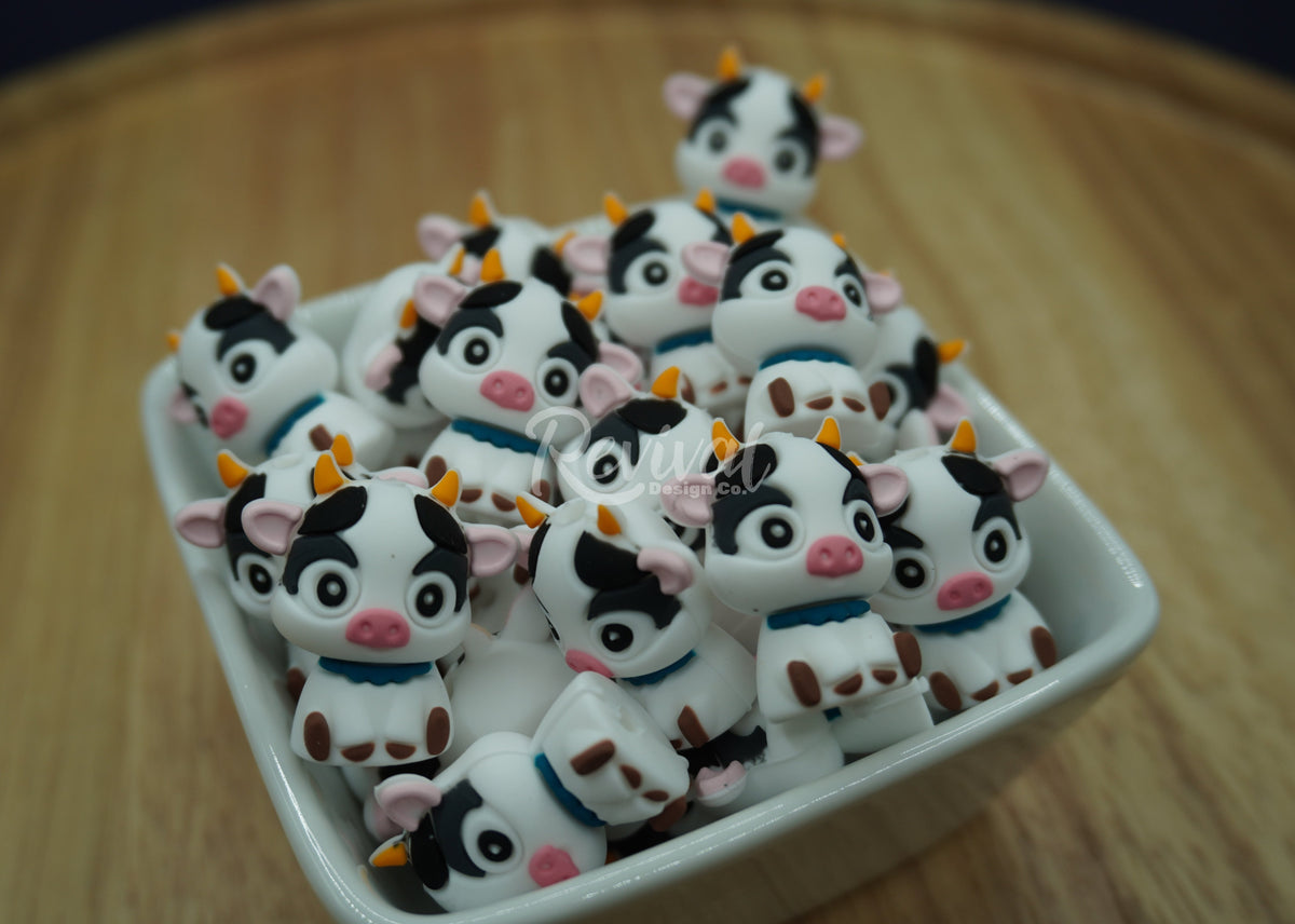 3D Constance the Cow - Silicone Focal Bead