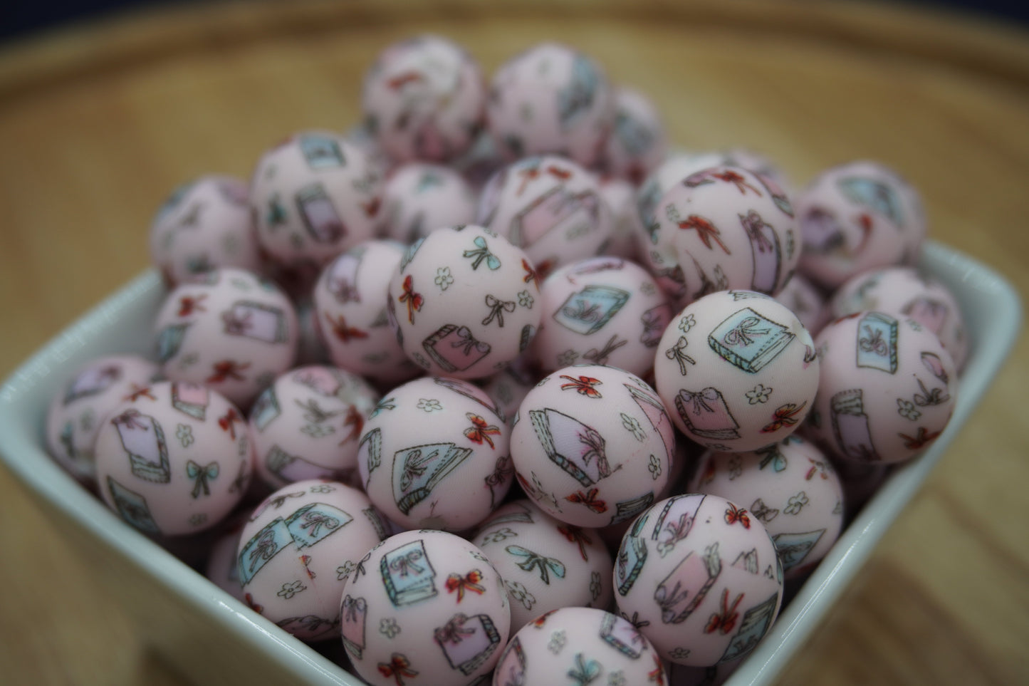 15mm Patterned Silicone Bead - Read the Room