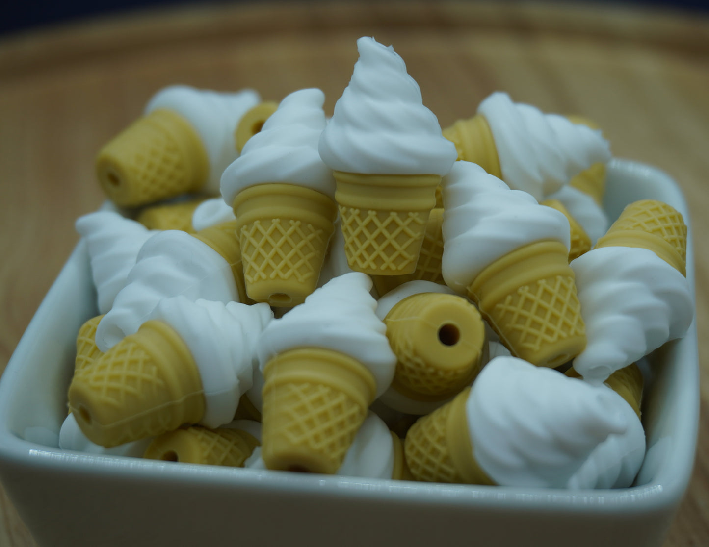Vanilla 3D Ice Cream Cone - Silicone Focal Bead