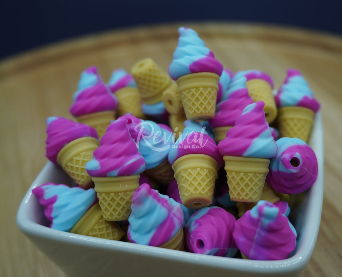 Razzle Dazzle 3D Ice Cream Cone - Silicone Focal Bead
