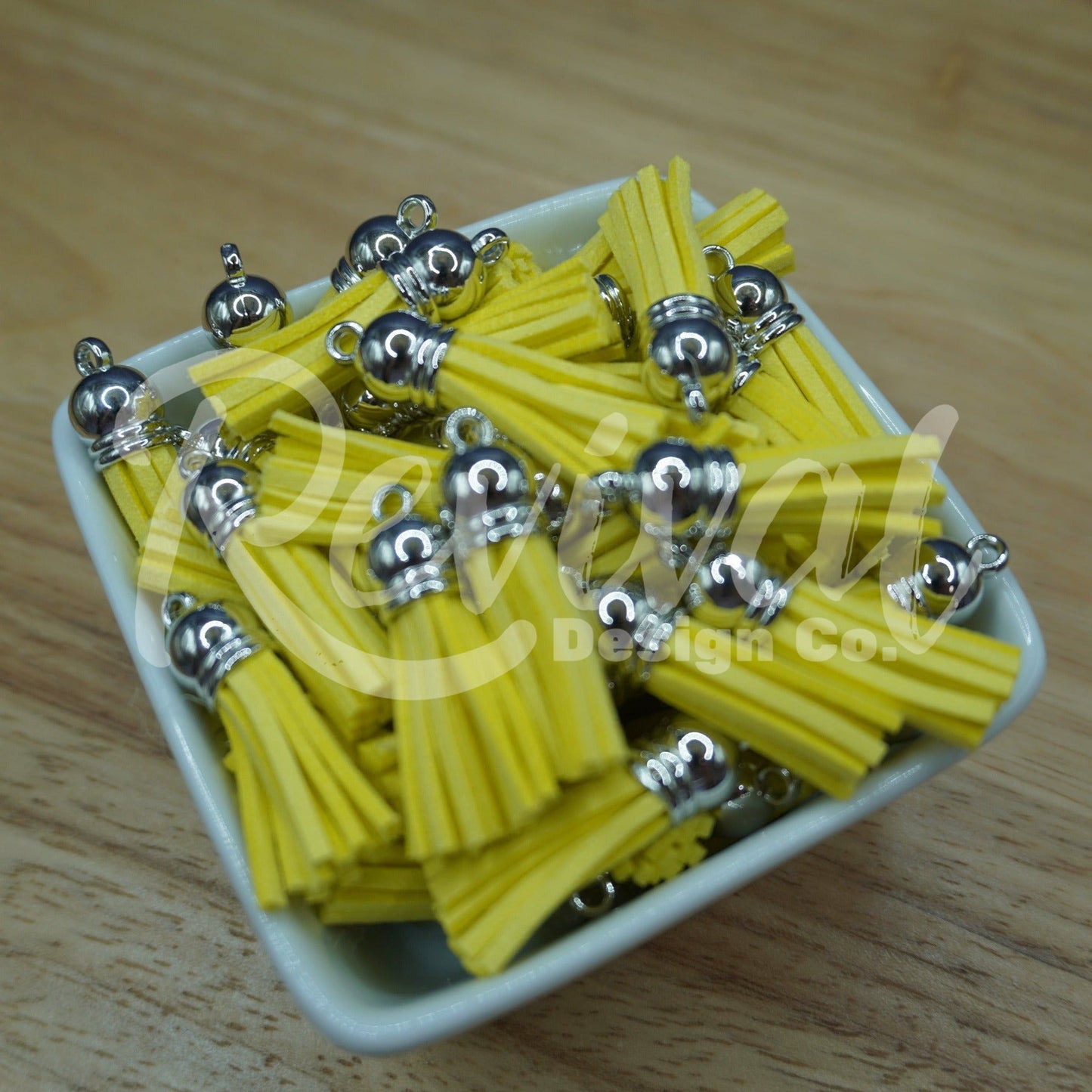 Small Sunshine Tassel - 1.5"