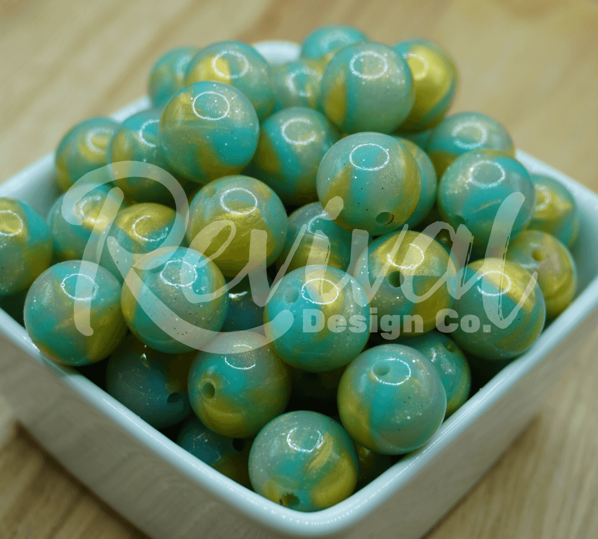 Shenanigan Shimmer - 15mm Glitter Jelly Silicone Bead