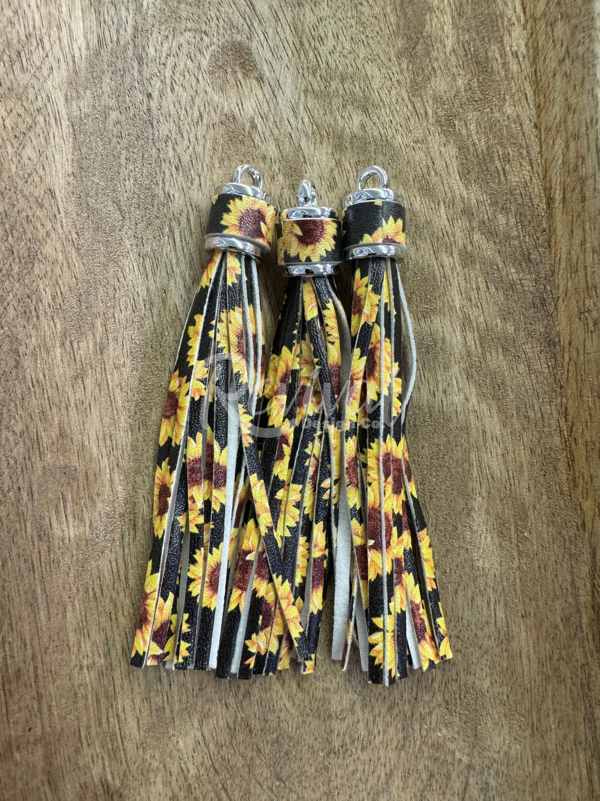 Large Sunflower Tassel - 4"