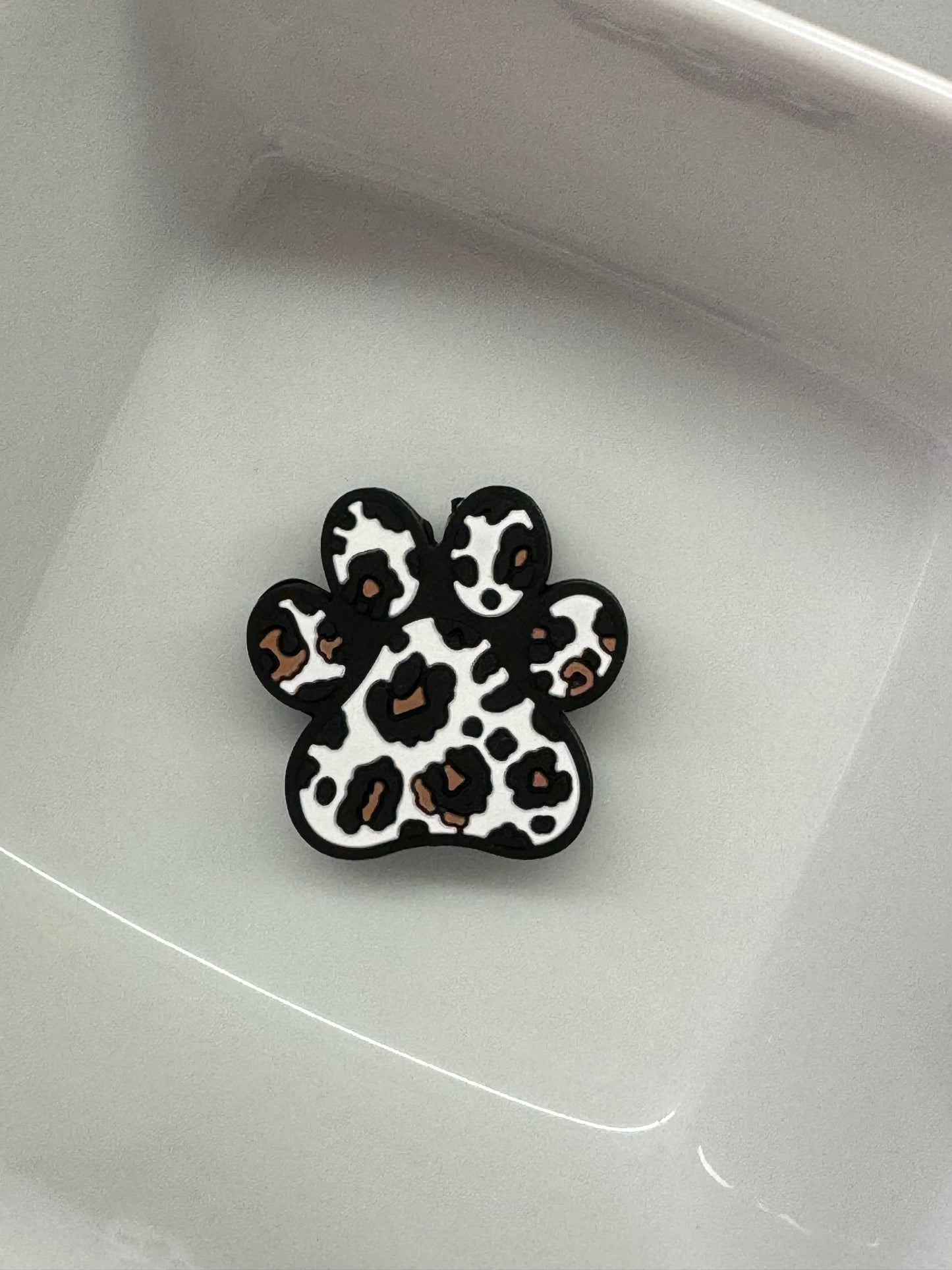Leopard Paw Print - Silicone Focal Bead