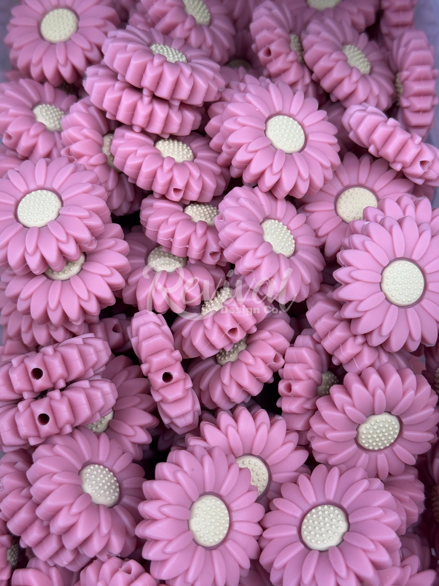 Blushing Daisy - Silicone Focal Bead