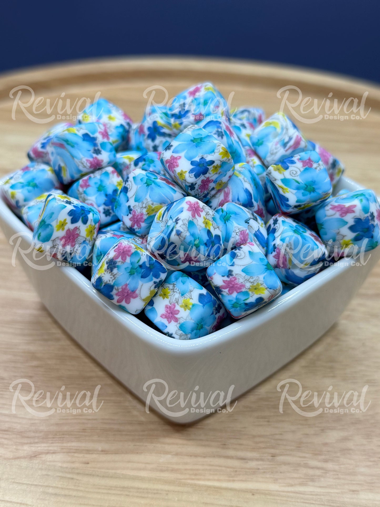 Island Floral - 14mm Silicone Cube Bead