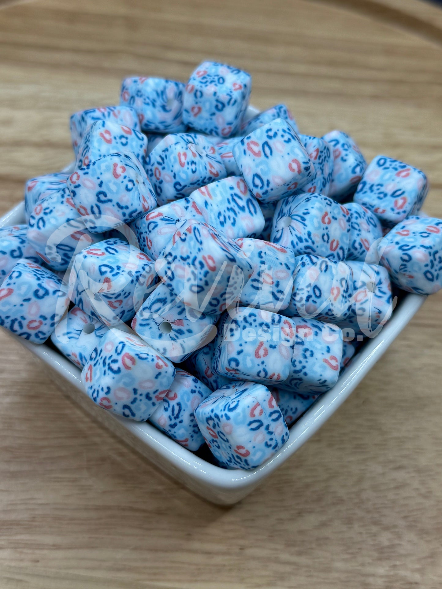 Pastel Leopard - 14mm Silicone Cube Bead