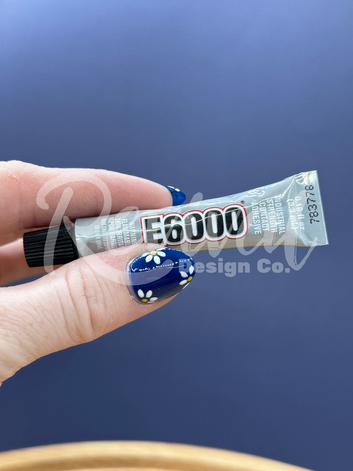 E6000 - Adhesive