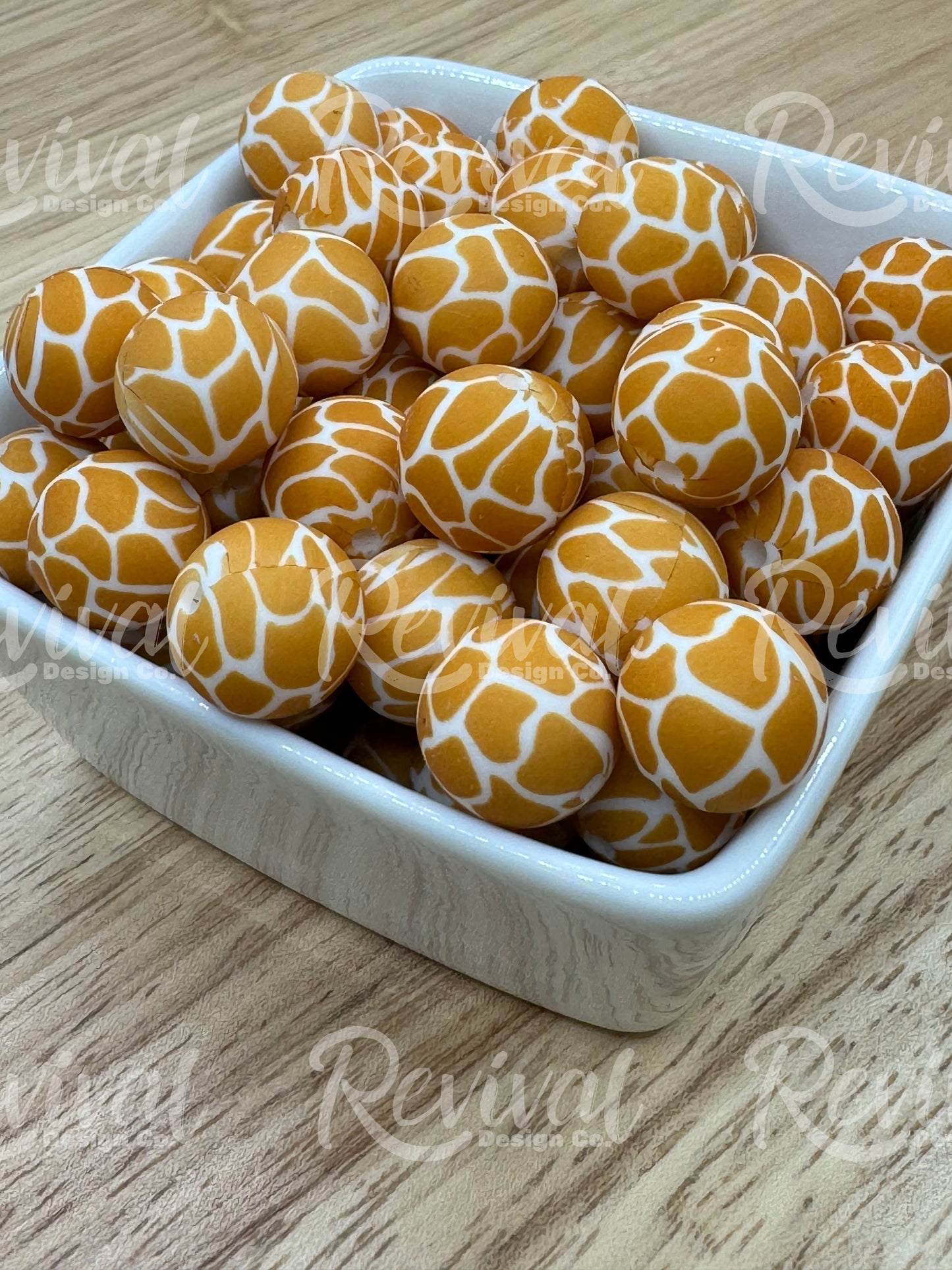 *DISCONTINUING* 15mm Patterned Silicone Bead - Giraffe