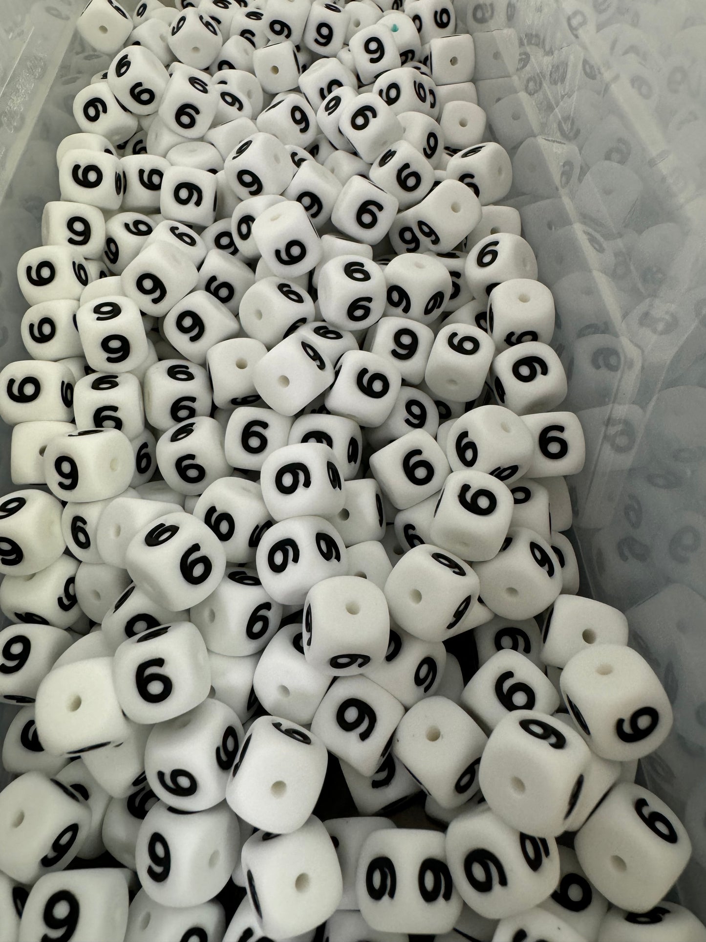 "9" - 12mm Silicone Number Bead