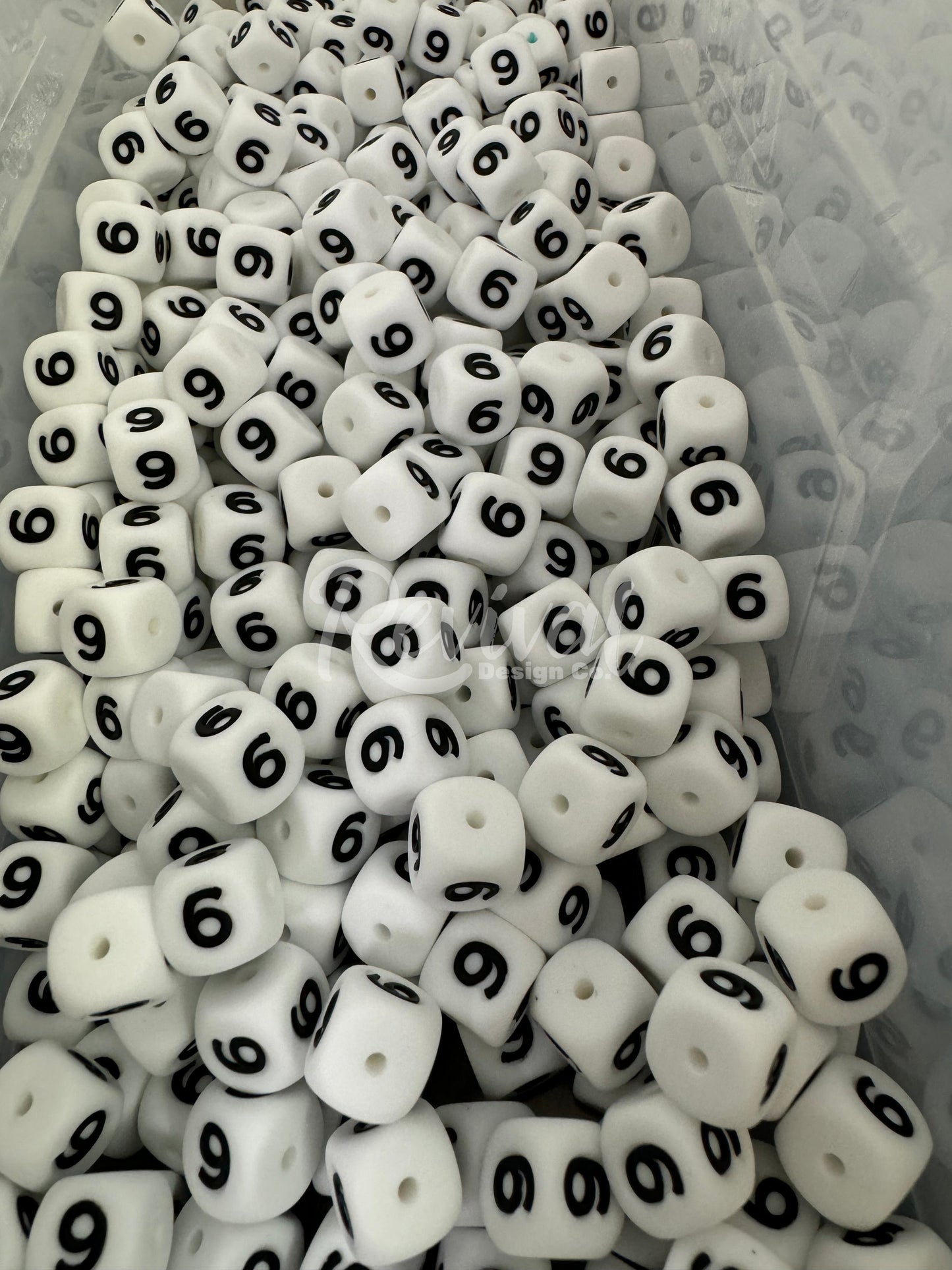 "9" - 12mm Silicone Number Bead