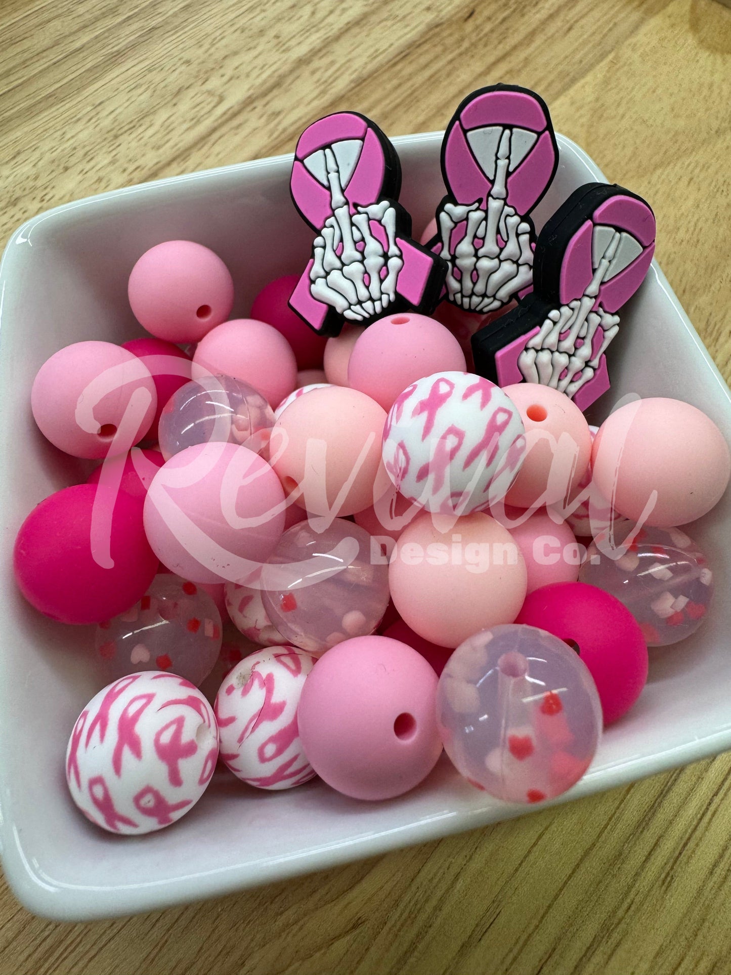 Boobi-Ful Color Mix - Focals & 15mm Silicone Beads - 50 Pack