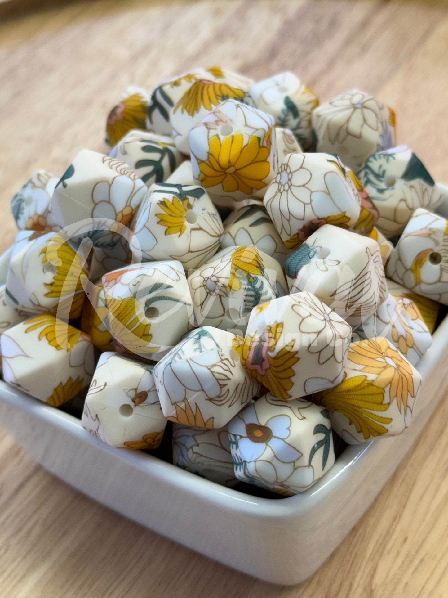 Vintage Meadow - 14mm Silicone Hexagon