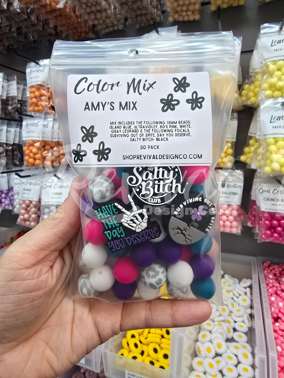 Amy's Color Mix - Focals & 15mm Silicone Beads - 50 Pack