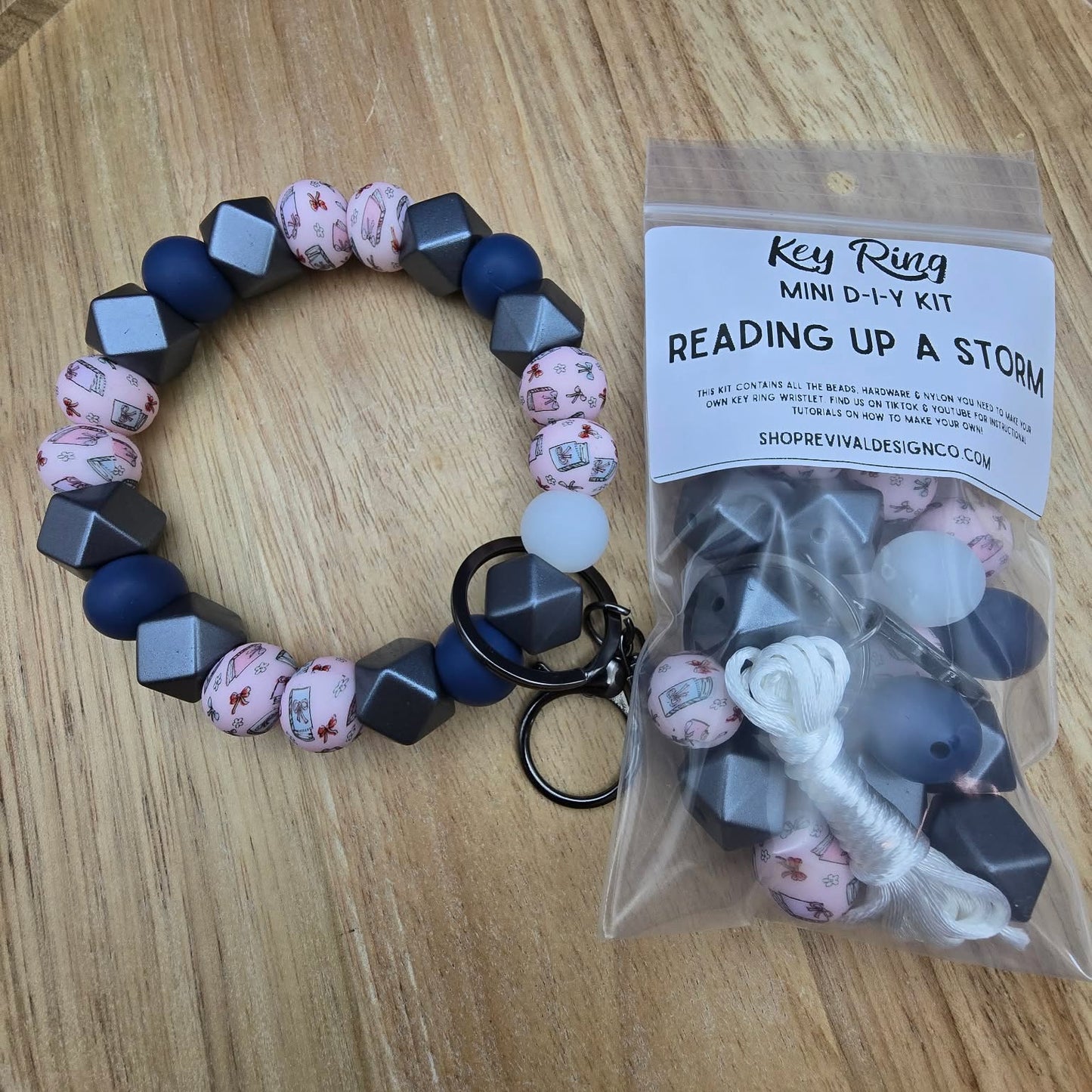 Mini DIY Wristlet Kit - Reading Up A Storm
