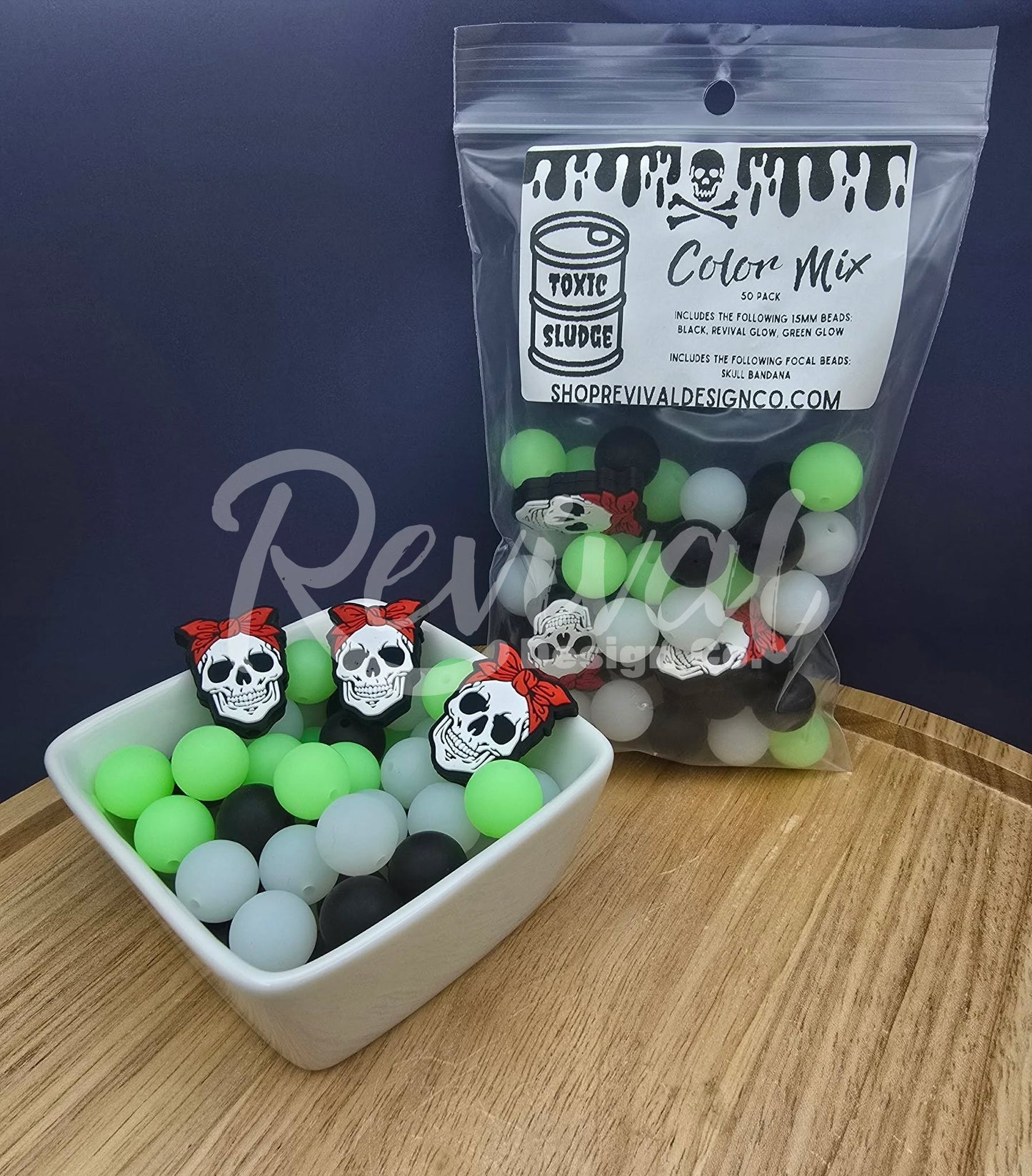 Toxic Sludge Color Mix - Focal & 15mm Silicone Beads - 50 Pack