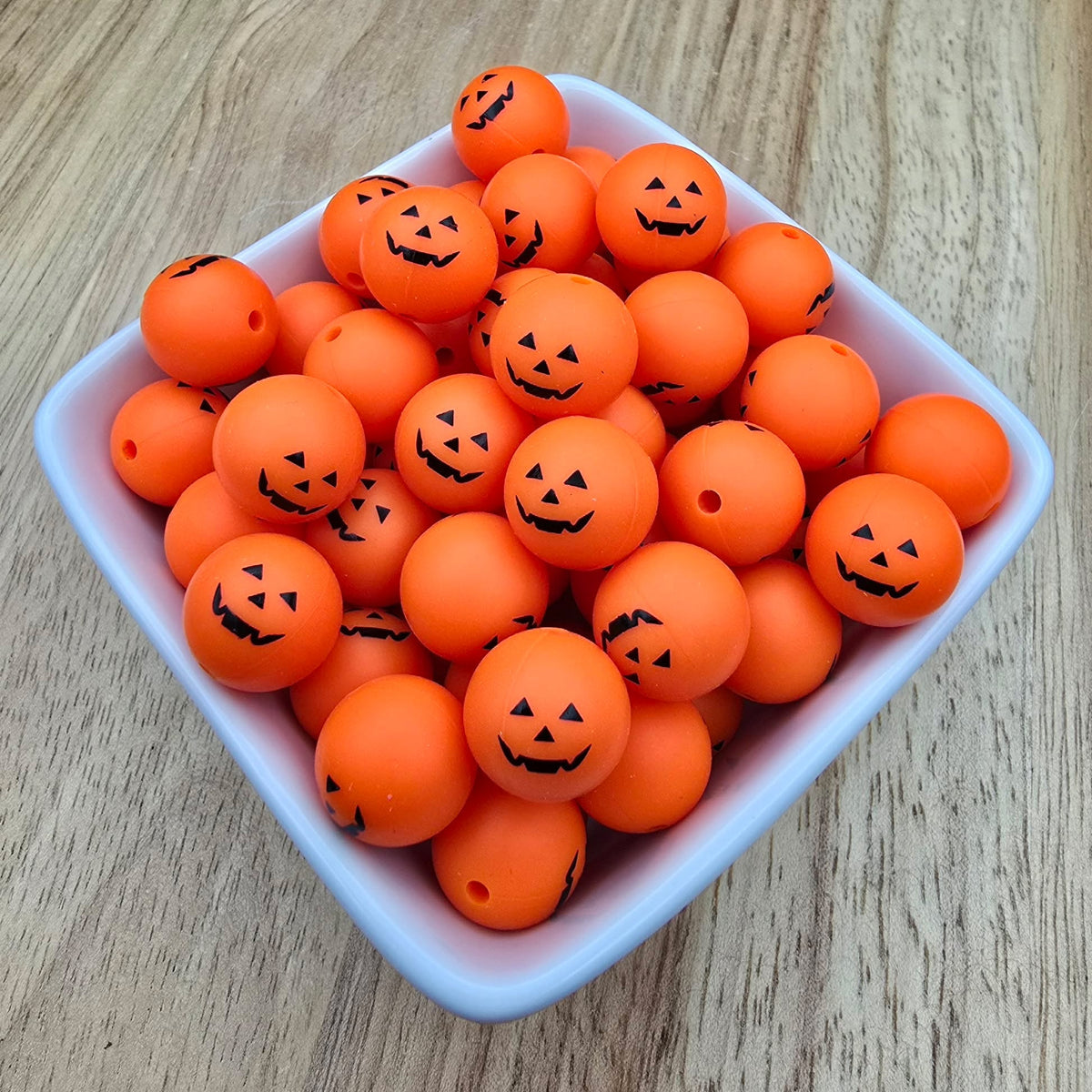 15mm Patterned Silicone Bead - Jack-o-Lantern