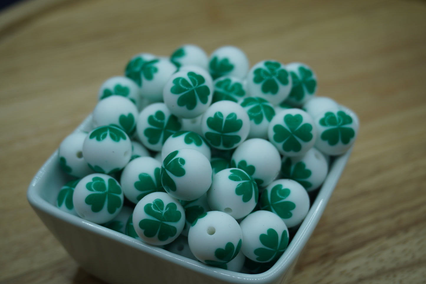 15mm Patterned Silicone Bead - Clover