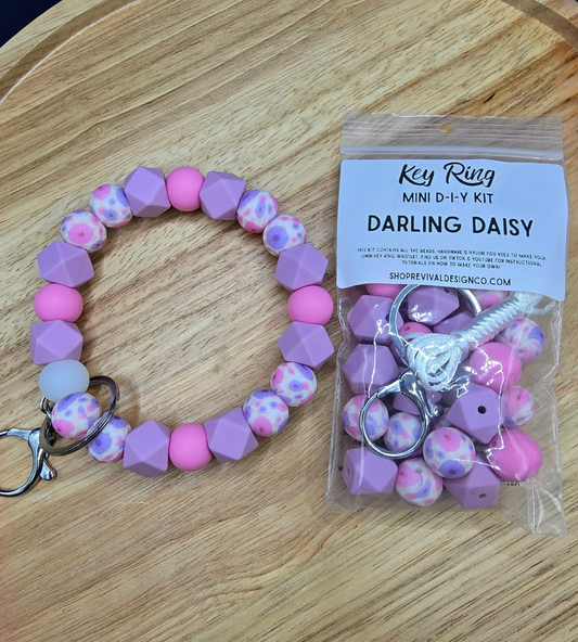 Mini DIY Wristlet Kit - Darling Daisy