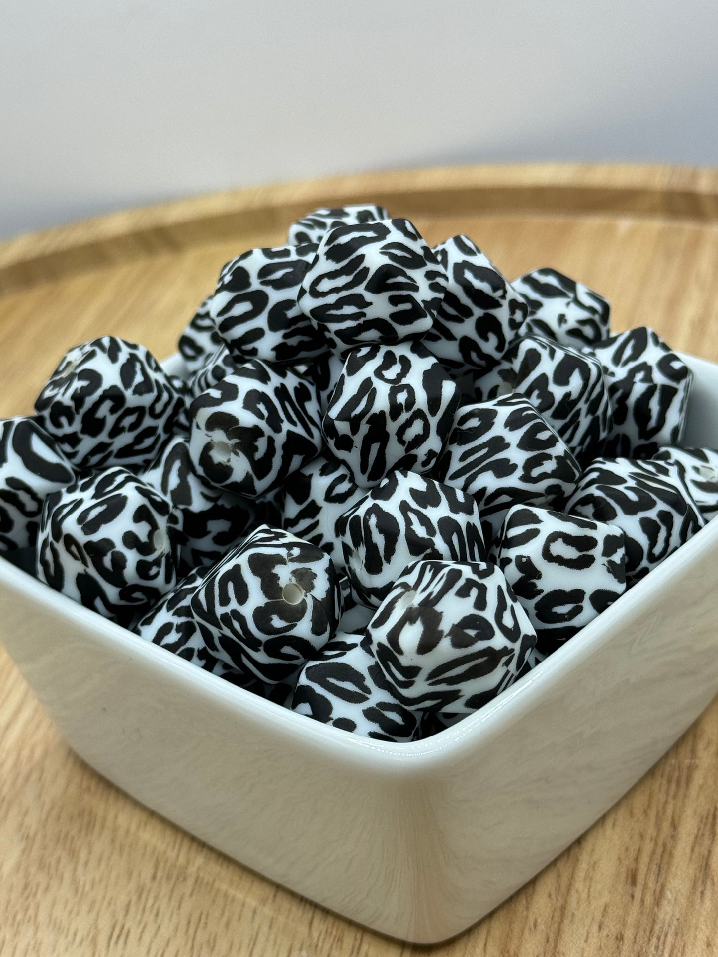 Black & White Leopard - 14mm Silicone Hexagon