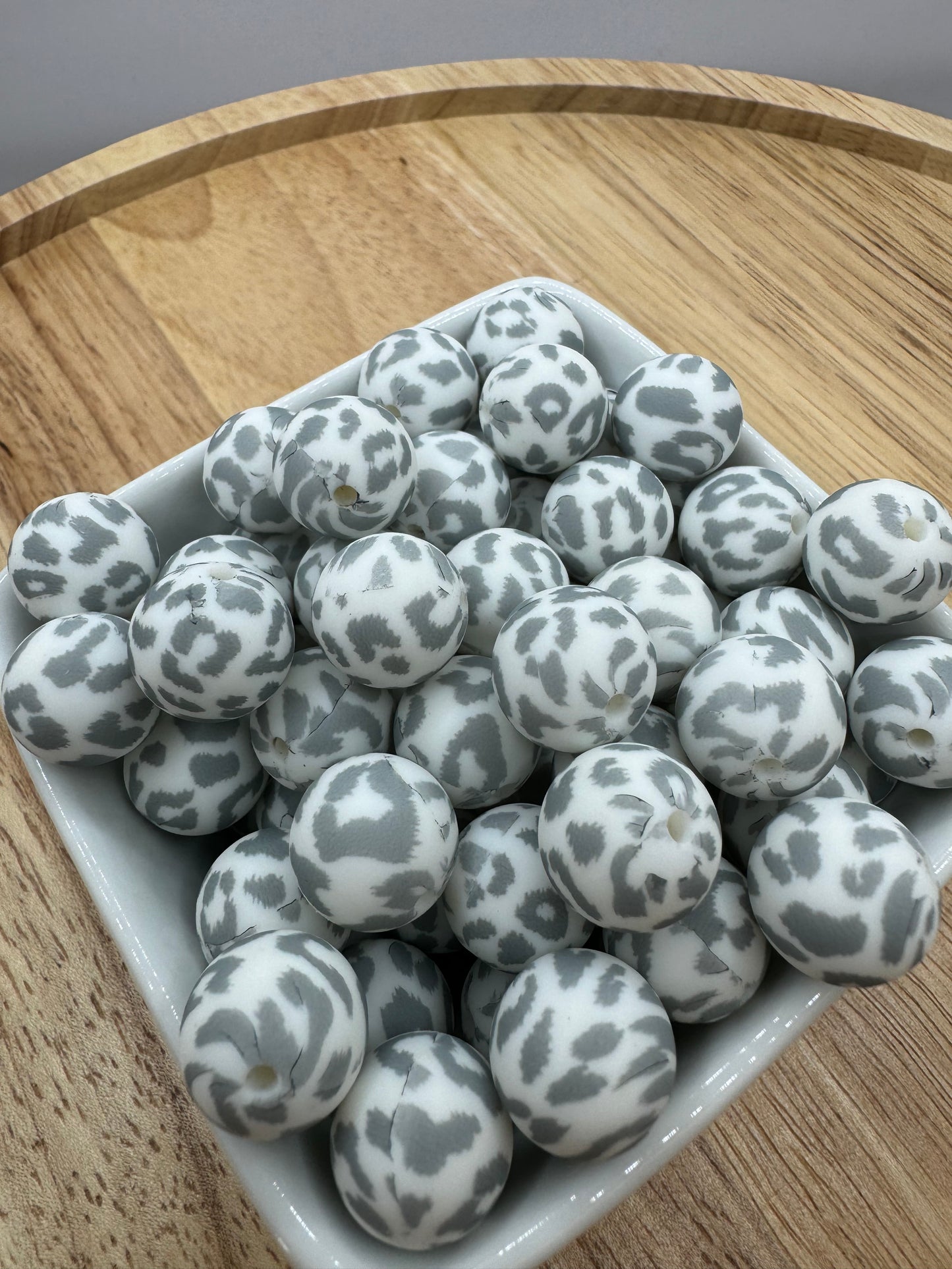 15mm Patterned Silicone Bead - Gray Leopard